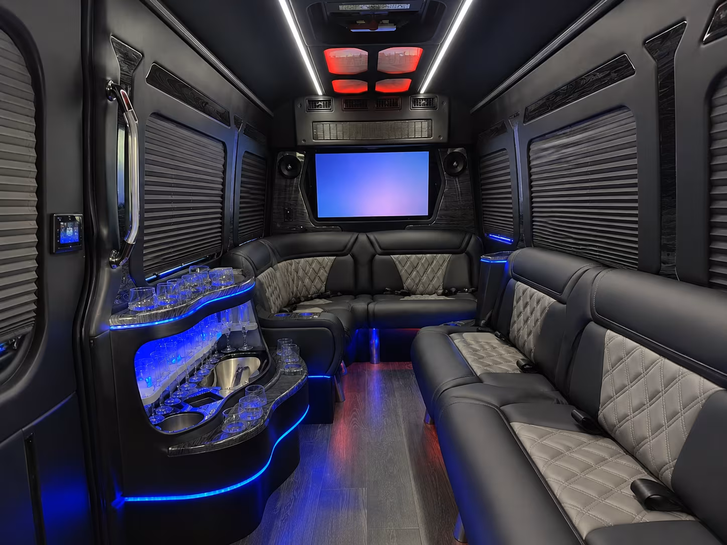 booking concert buses for large groups at macon centreplex events