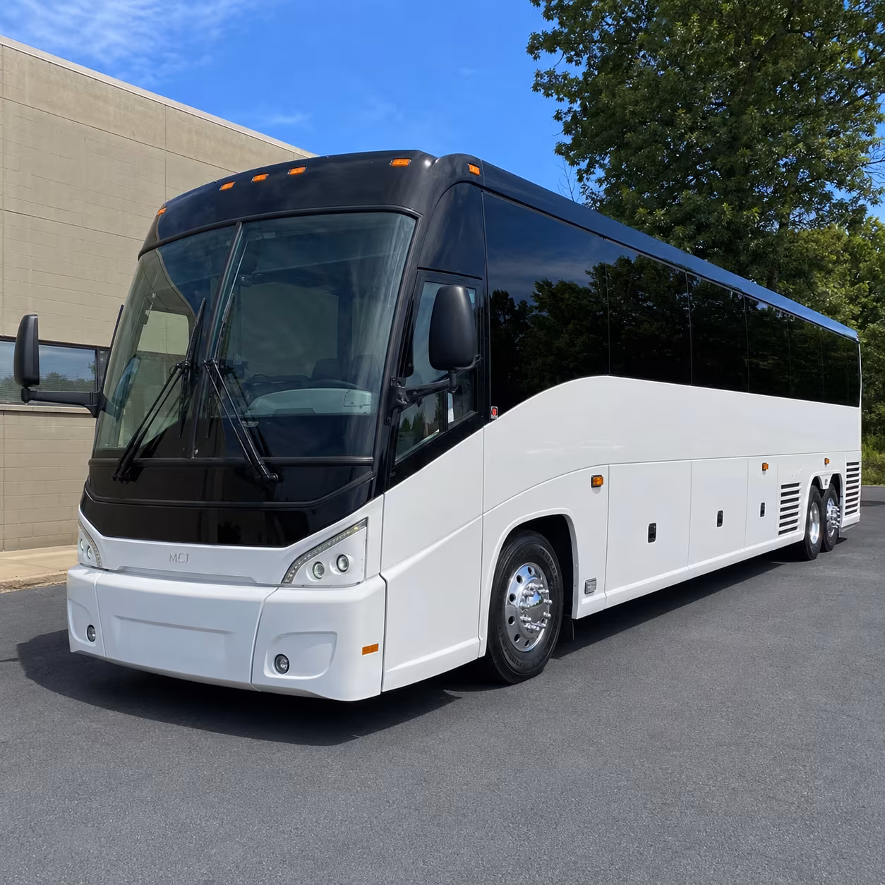 charter buses to the atrium health amphitheater in macon