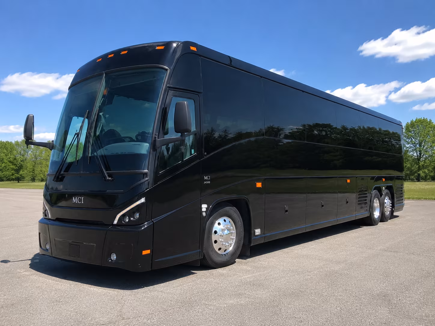 compare buses for macon mayhem hockey at the macon coliseum