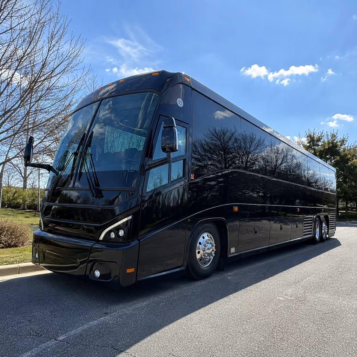 shuttle service between macon hotels and robins air force base