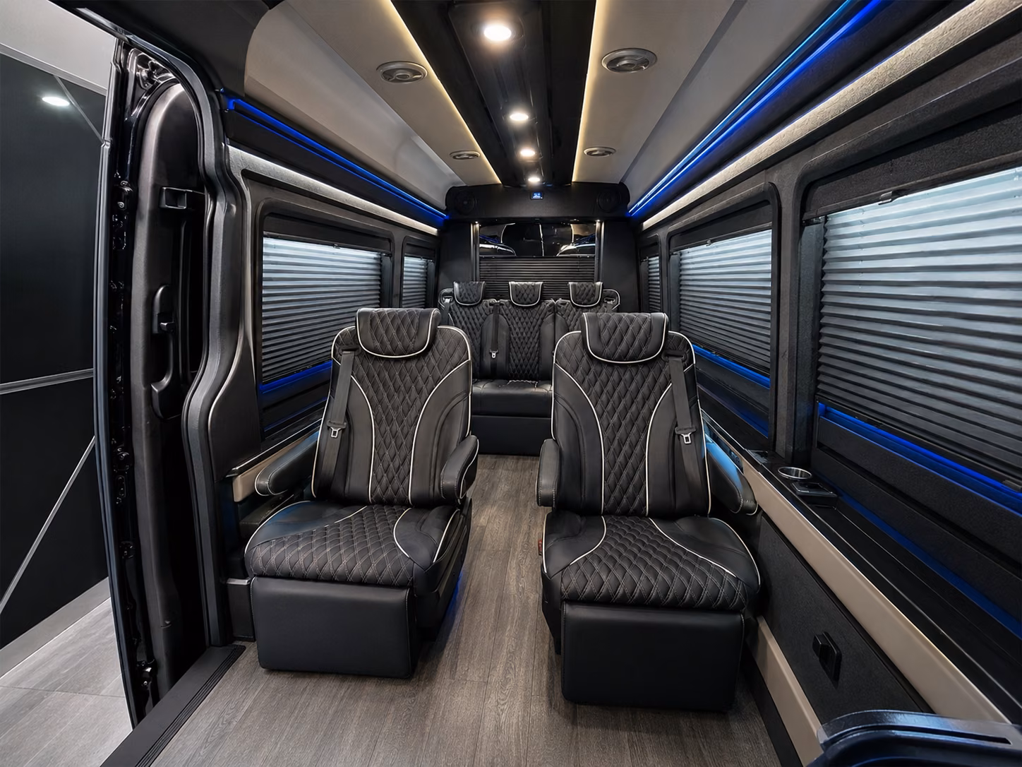 with maconcharterbusservices com securing airport transfers for mercer university and middle georgia state groups is easy